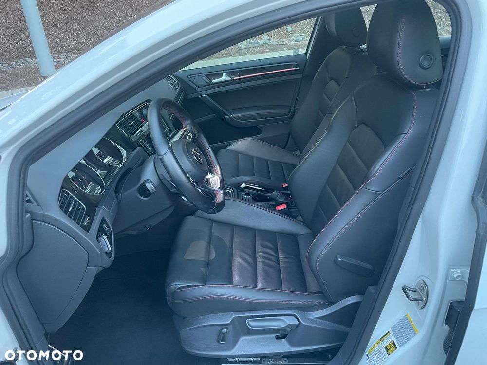 Volkswagen Golf 2.0 GTI DSG - 15