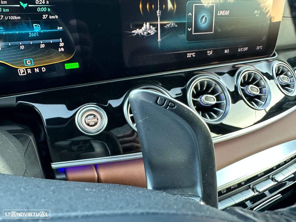 Mercedes-Benz AMG GT 43 4Matic+ - 25