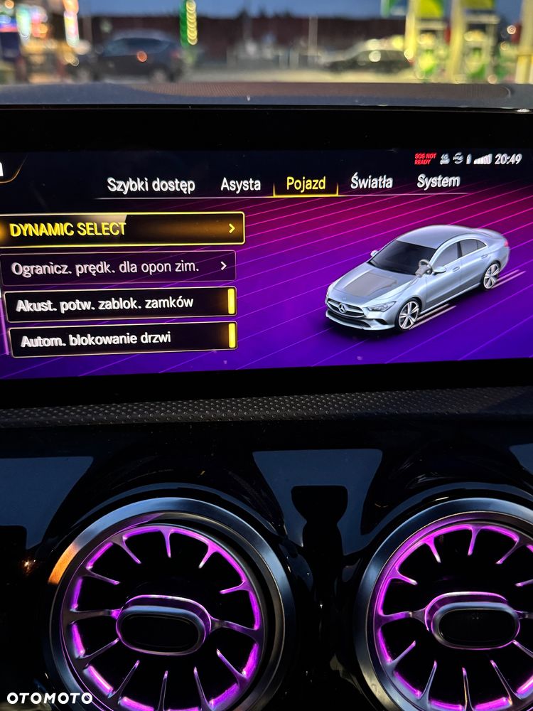 Mercedes-Benz CLA 200 7G-DCT - 18