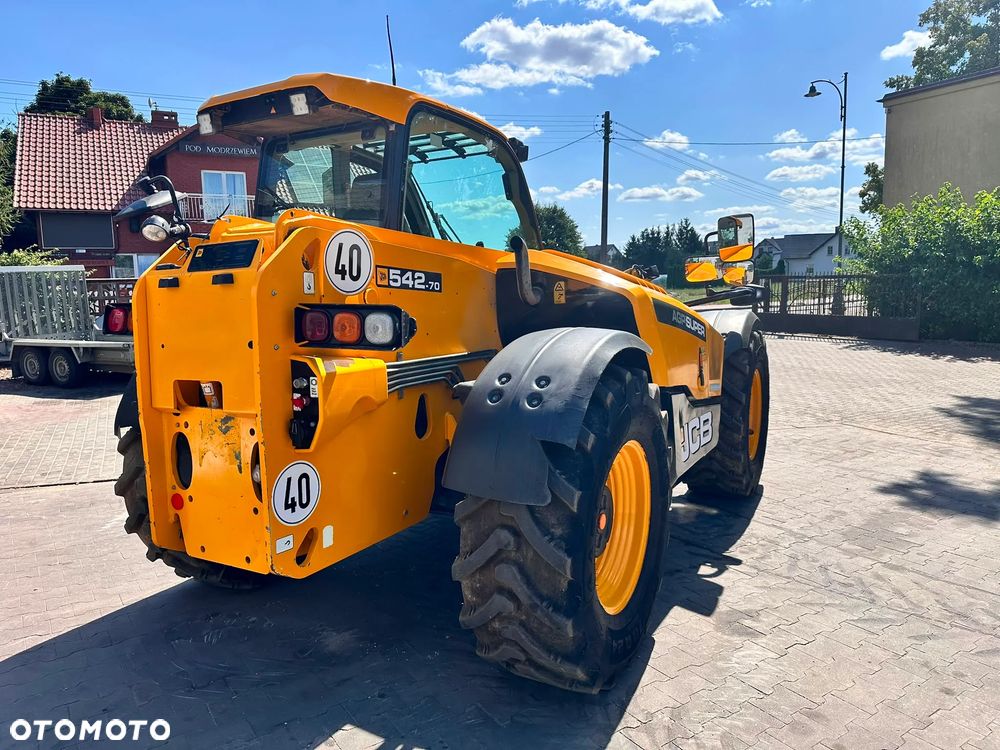 JCB 542-70 Agri Super - 9