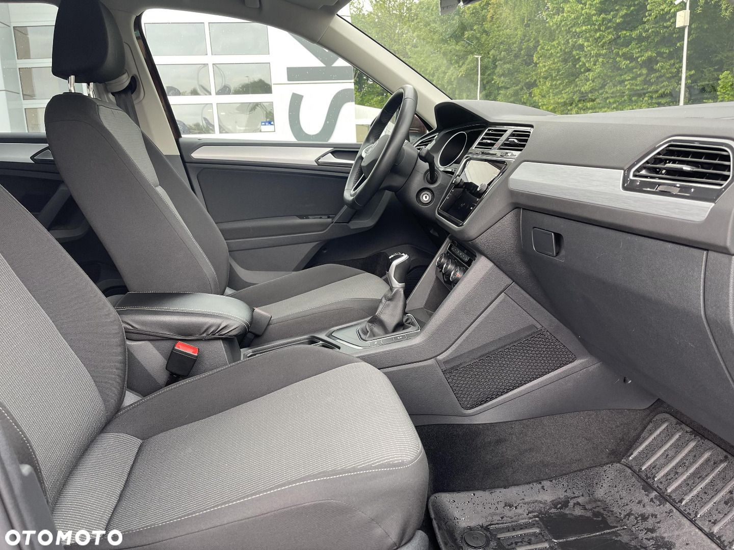 Volkswagen Tiguan - 8