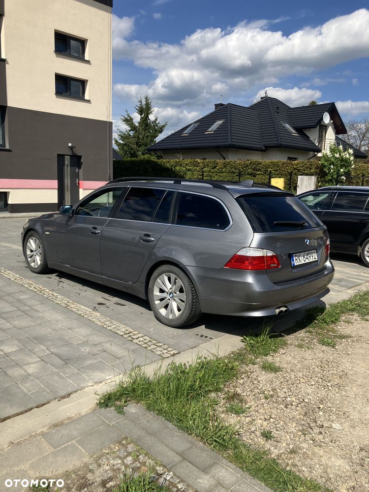 BMW Seria 5 525d - 5