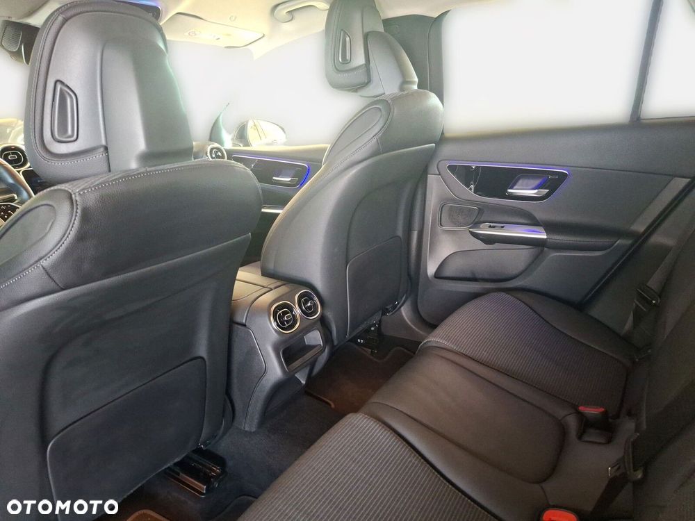 Mercedes-Benz GLC 220 d mHEV 4-Matic Avantgarde - 24