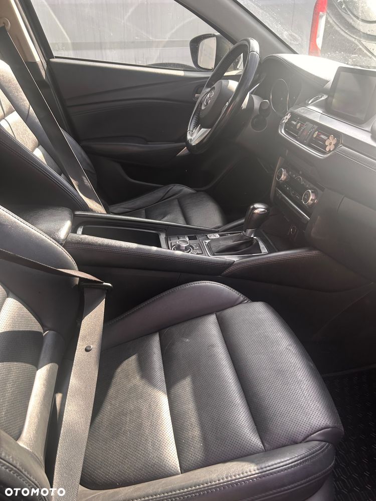 Mazda 6 - 10