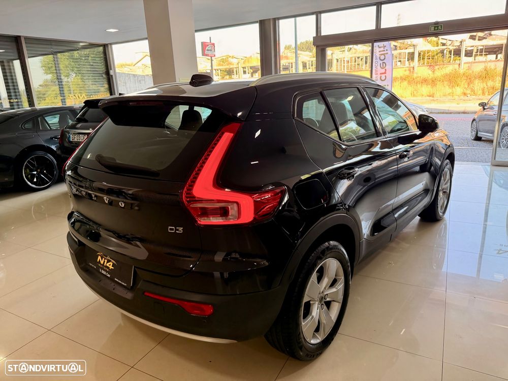 Volvo XC 40 2.0 D3 Momentum Plus - 28