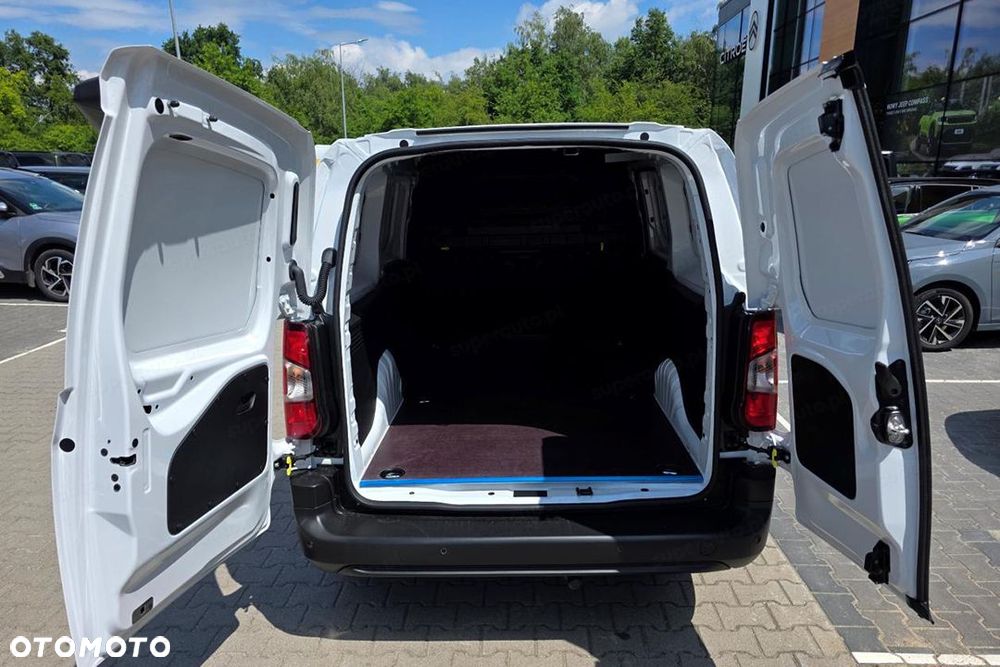 Opel Combo Van Cargo L2 EAT8 1.5 130KM - 17
