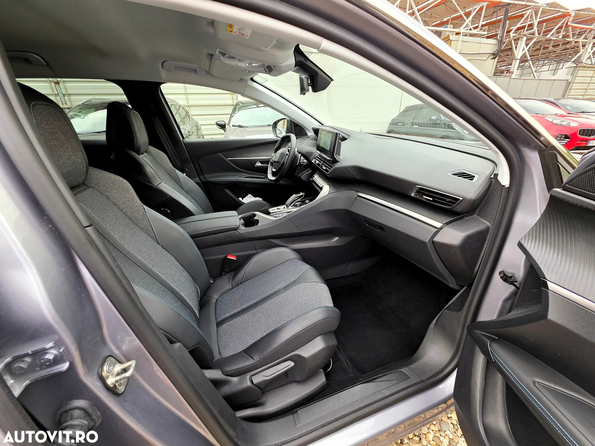 Peugeot 3008 PHEV EAT8 Allure - 14