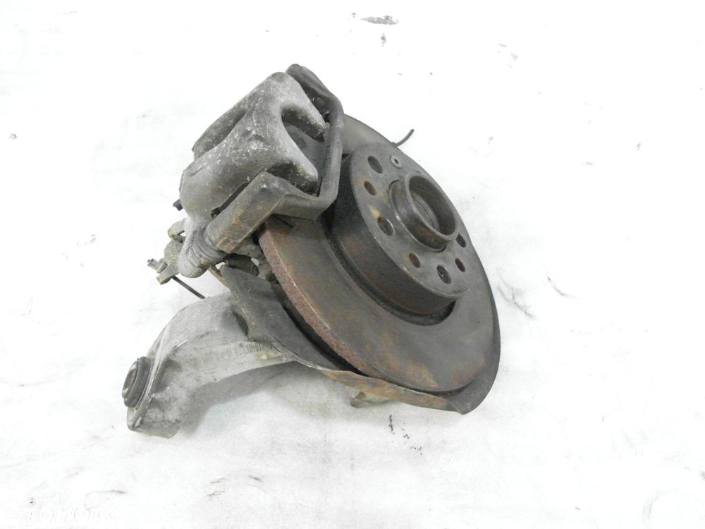 PIASTA TYLNA PRAWA ALFA ROMEO 159 1.9 JTDM - 10