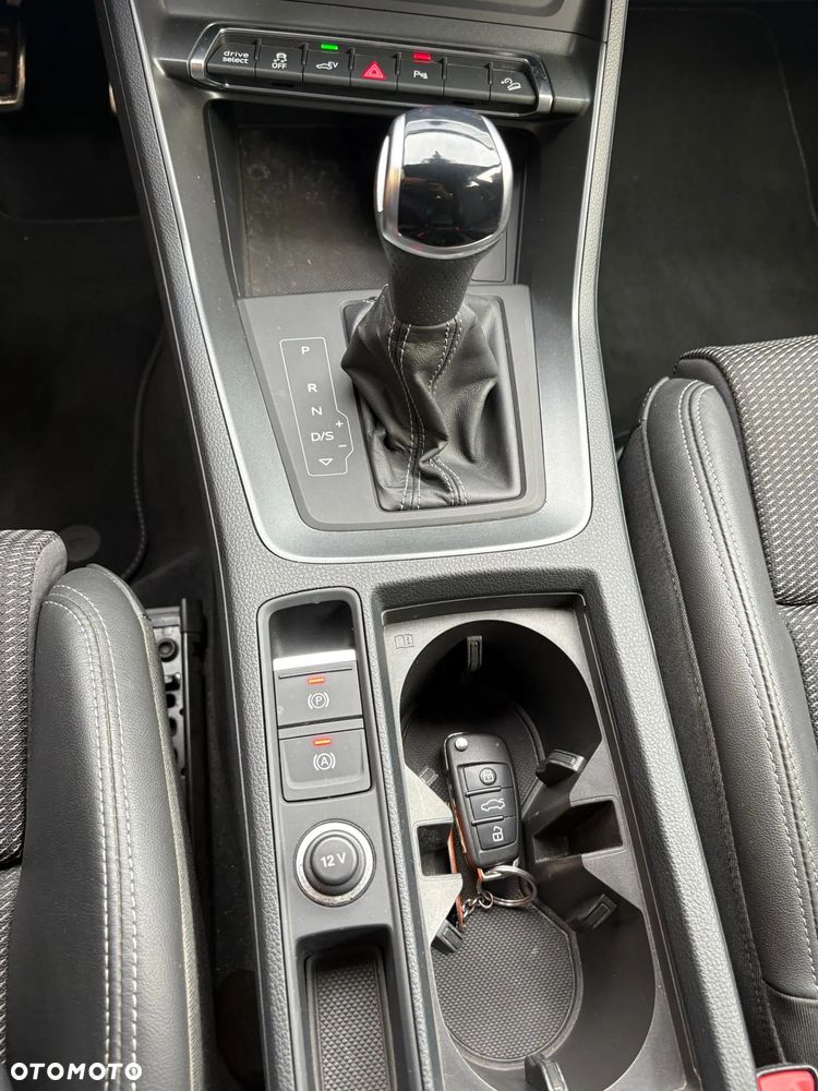 Audi Q3 - 24
