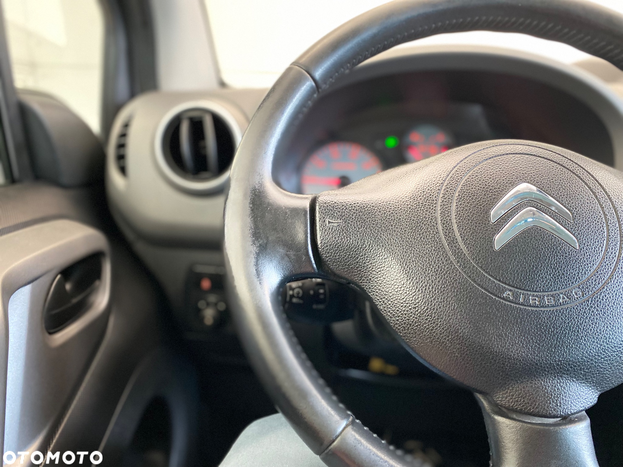 Citroën Berlingo Van 1.6 BlueHDi XL Control - 22