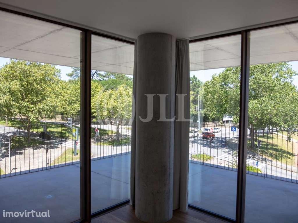 Apartamento T2 com garagem, no Miramar Tower, no Porto - Grande imagem: 3/13