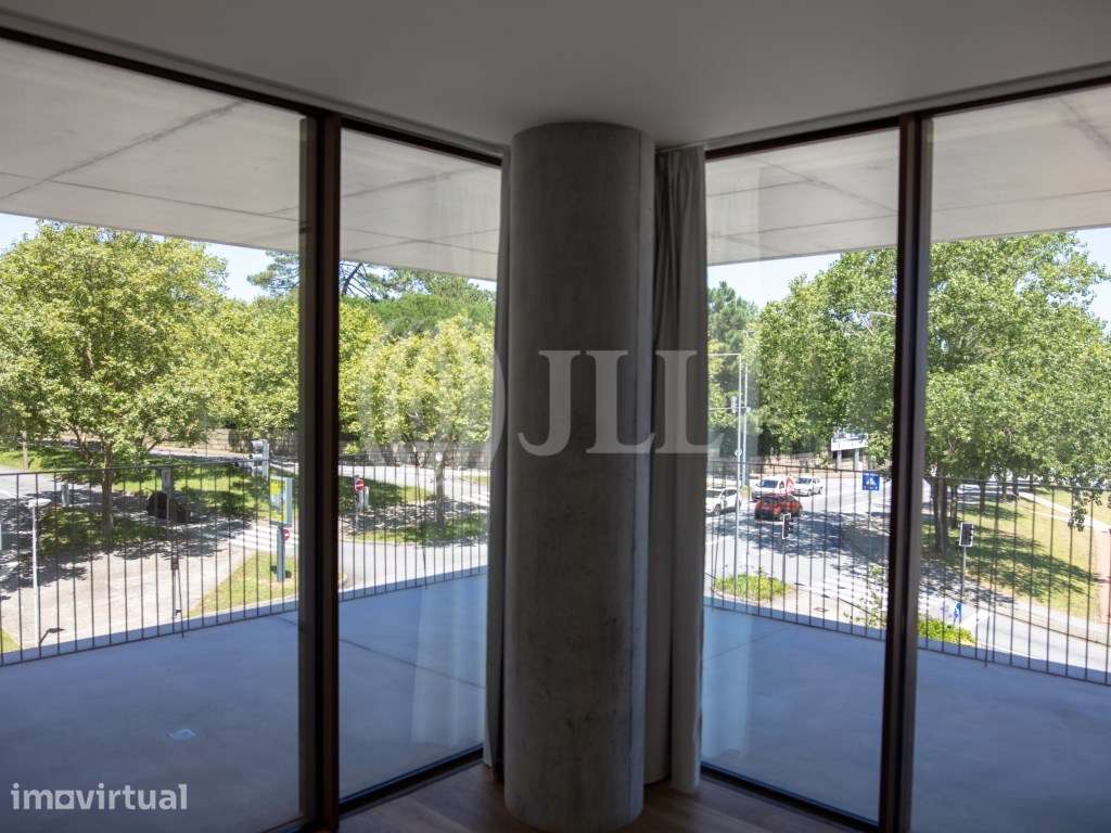 Apartamento T2 com garagem, no Miramar Tower, no Porto - Grande imagem: 3/13