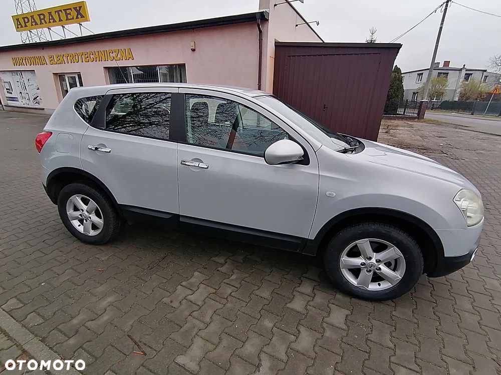 Nissan Qashqai 2.0 dCi DPF acenta - 8