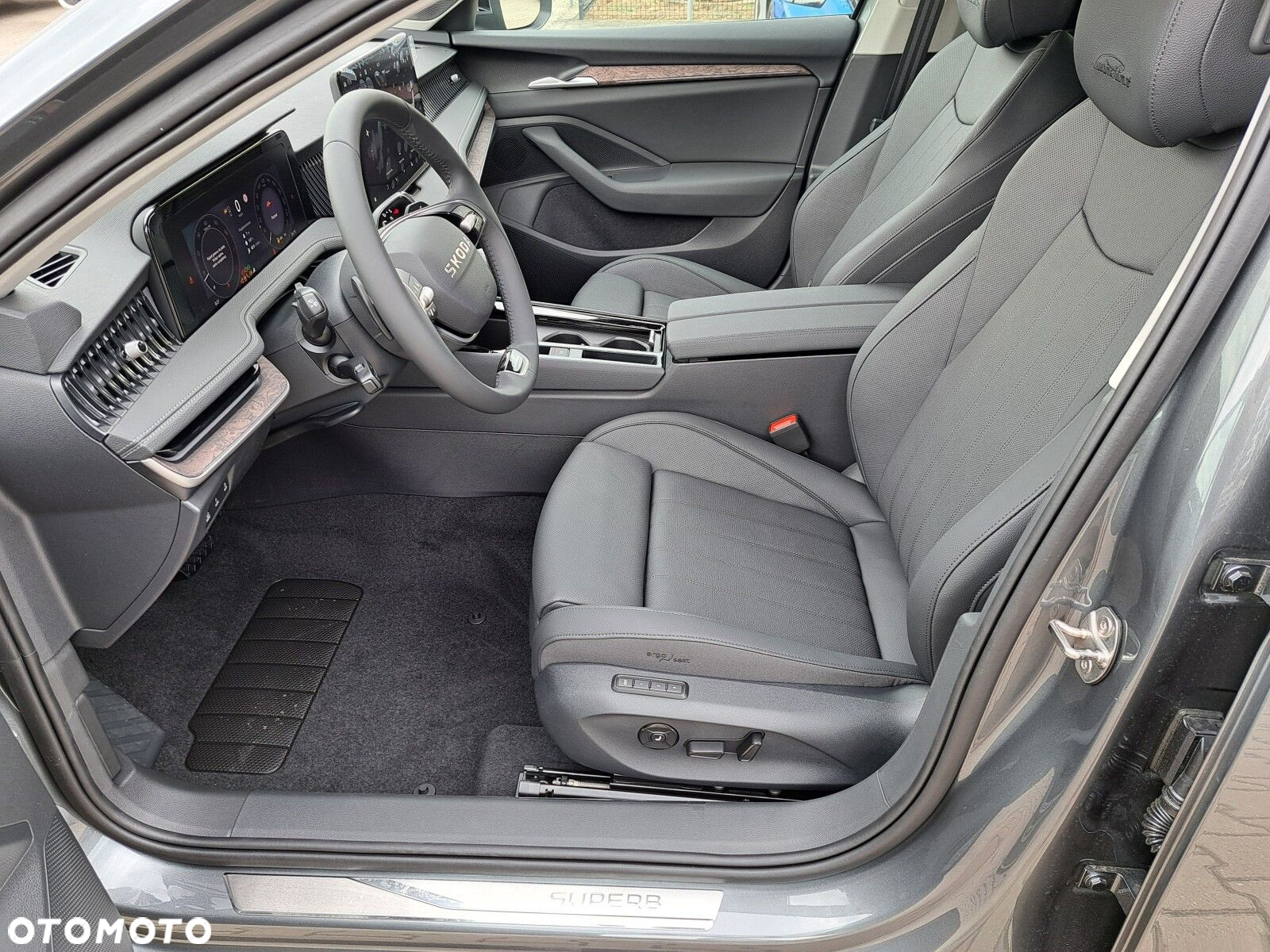 Skoda Superb 2.0 TSI 4x4 L&K DSG - 10