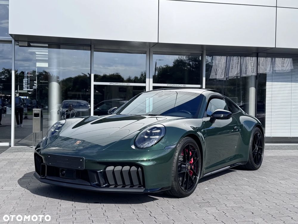 Porsche 911 Carrera 4 GTS