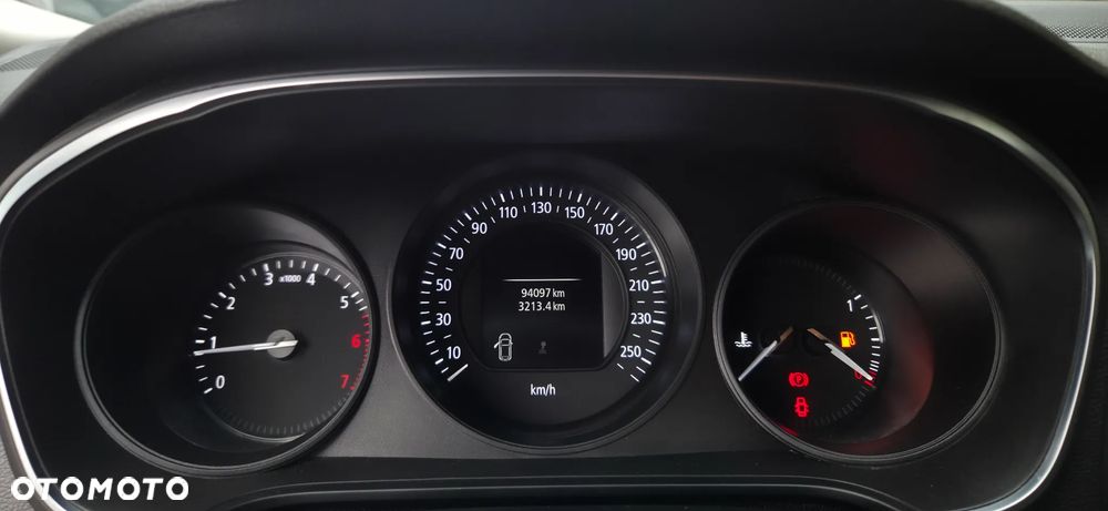 Renault Megane ENERGY TCe 100 LIFE - 21