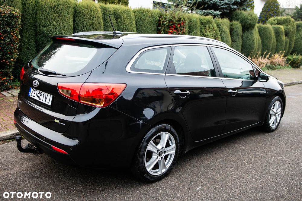 Kia Ceed 1.6 GDI Dream-Team Edition - 5