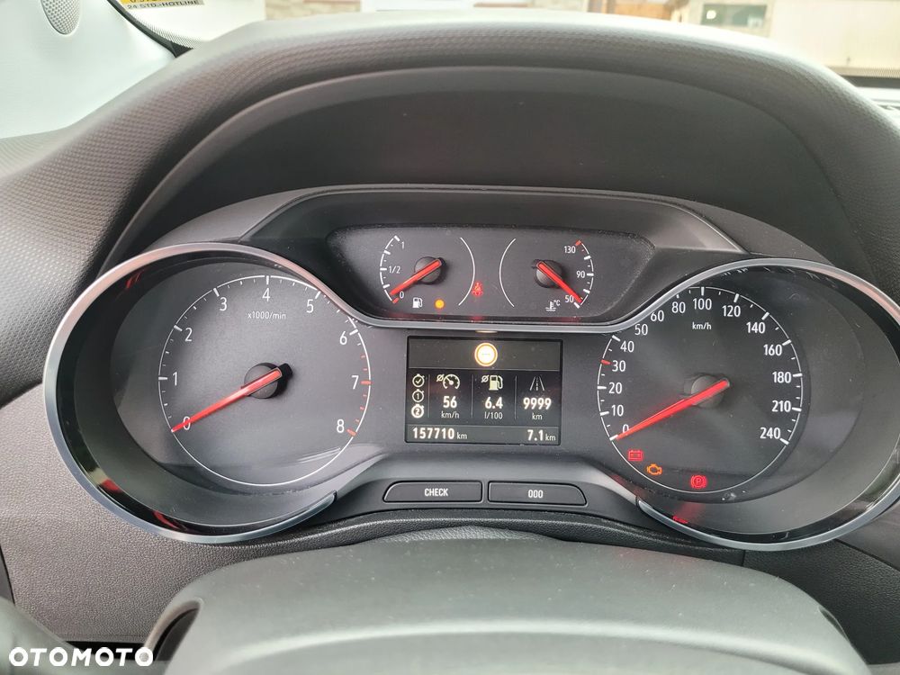 Opel Crossland X 1.2 T Design Line S&S - 19