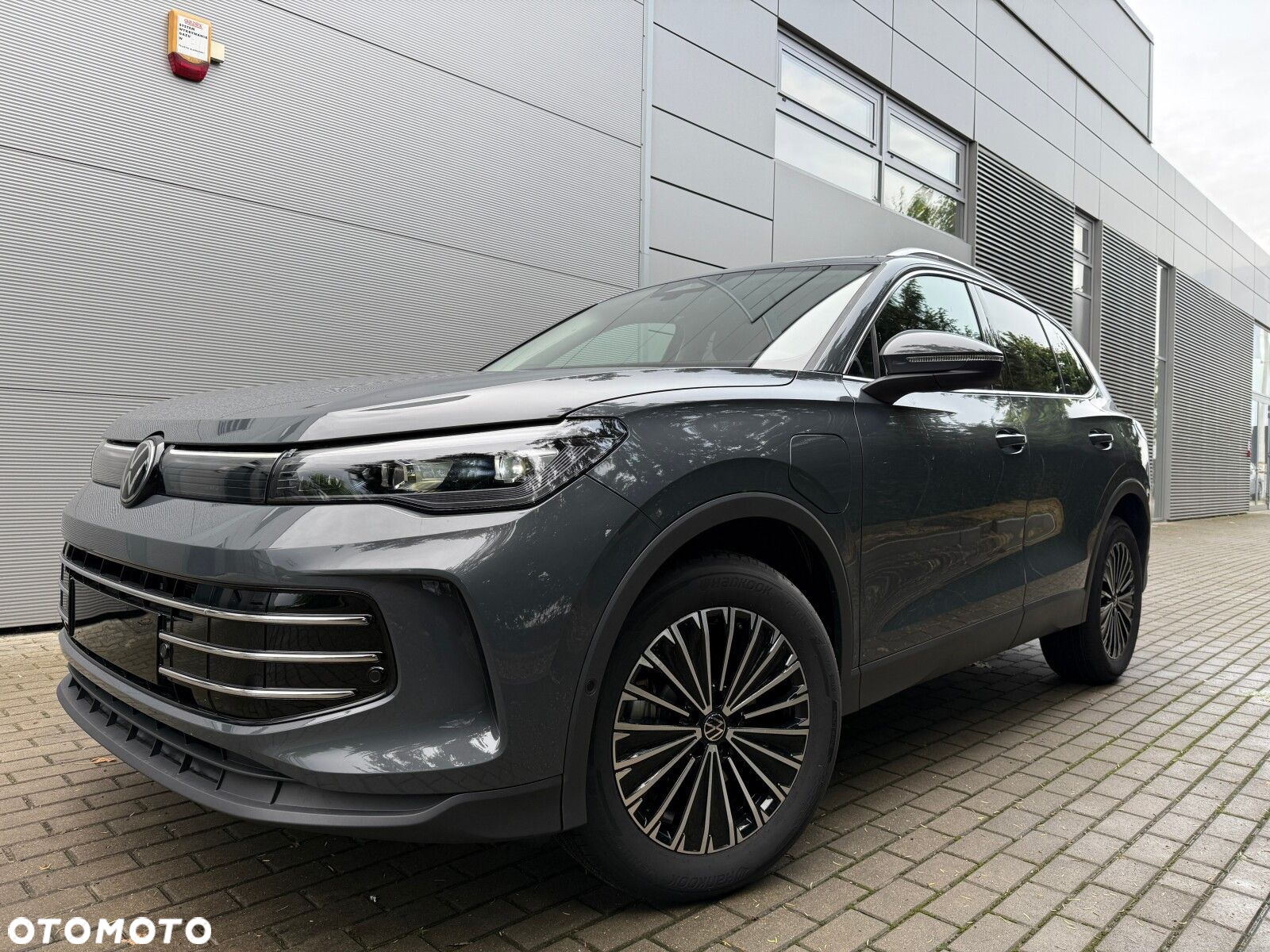 Volkswagen Tiguan - 3