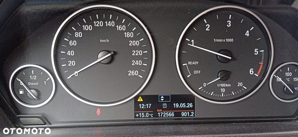 BMW Seria 3 318d - 25