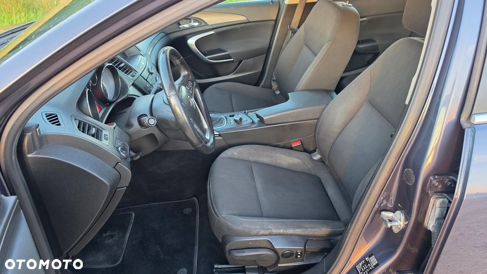 Opel Insignia 2.0 CDTI - 11
