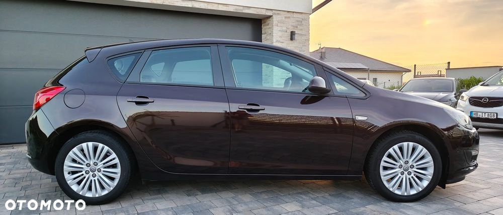 Opel Astra 1.6 ENERGY - 8