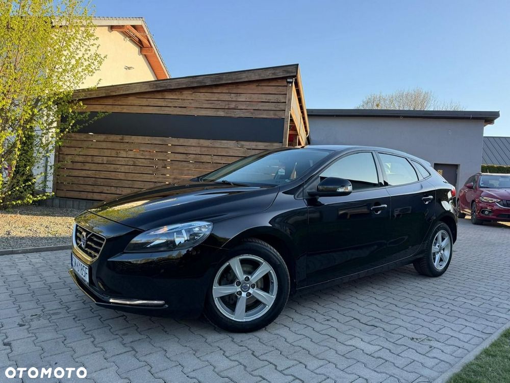 Volvo V40 - 2