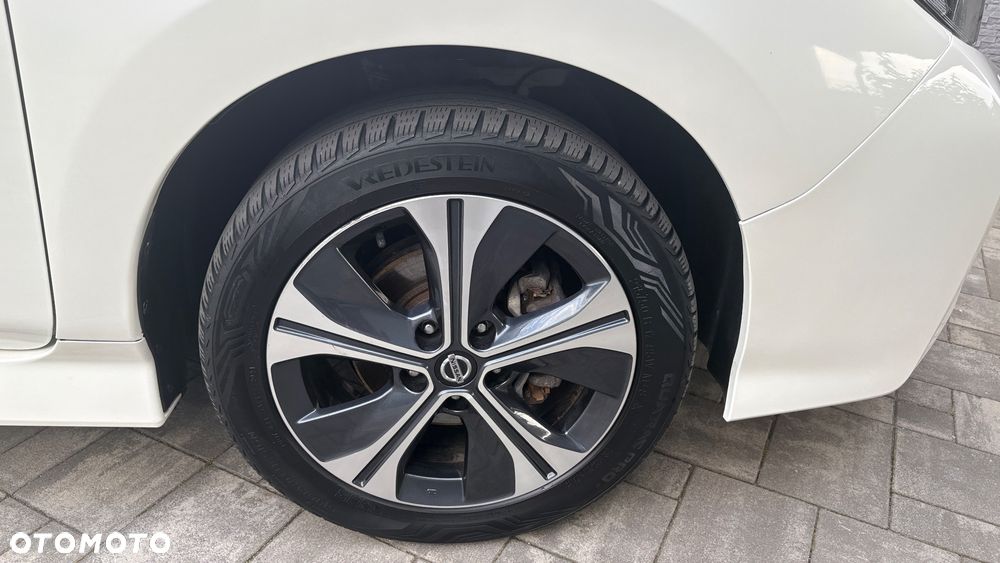 Nissan Leaf 62 kWh e+ N-Connecta - 32