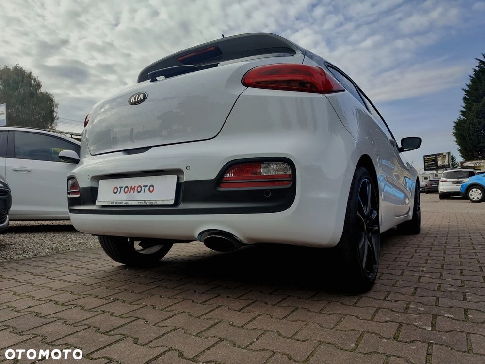 Kia ProCeed - 8