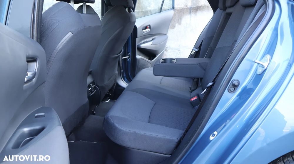 Toyota Corolla 1.8 Hybrid Touring Sports Business Edition - 11