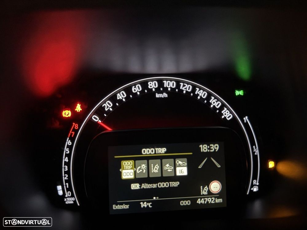 Toyota Aygo X 1.0 Play - 25