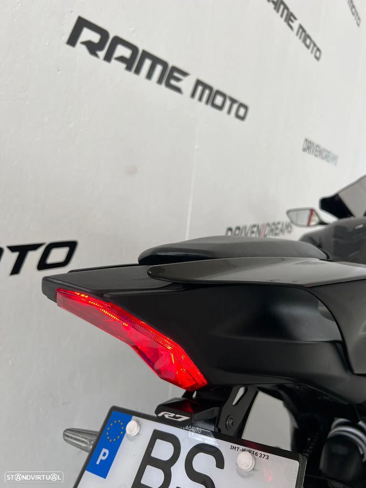Yamaha R 7 - 16