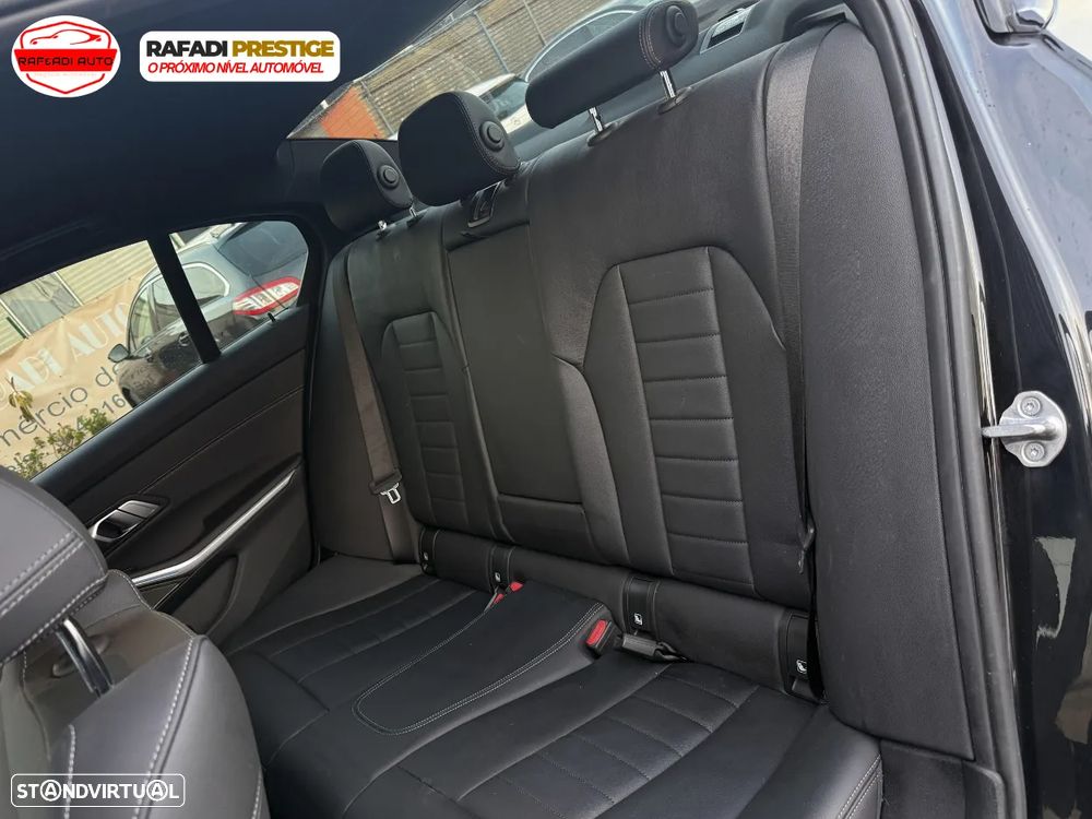 BMW 330 e Aut. M Sport - 20