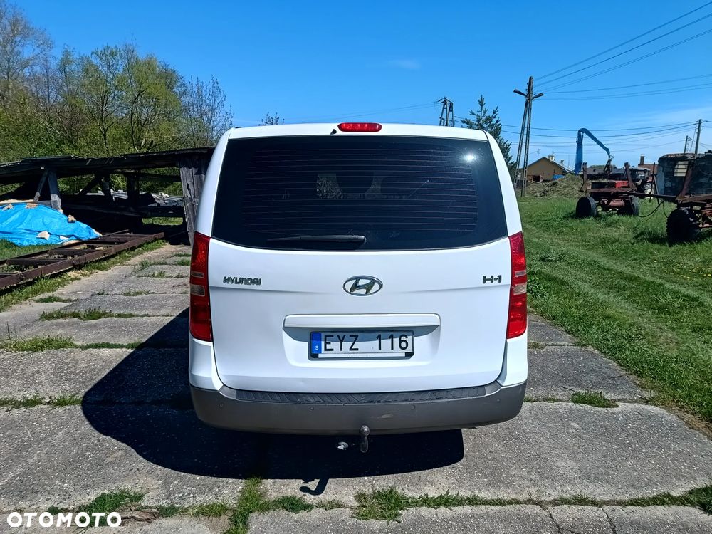 Hyundai H-1 - 11