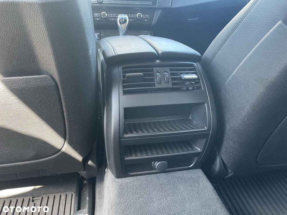 BMW Seria 5 528i xDrive - 19