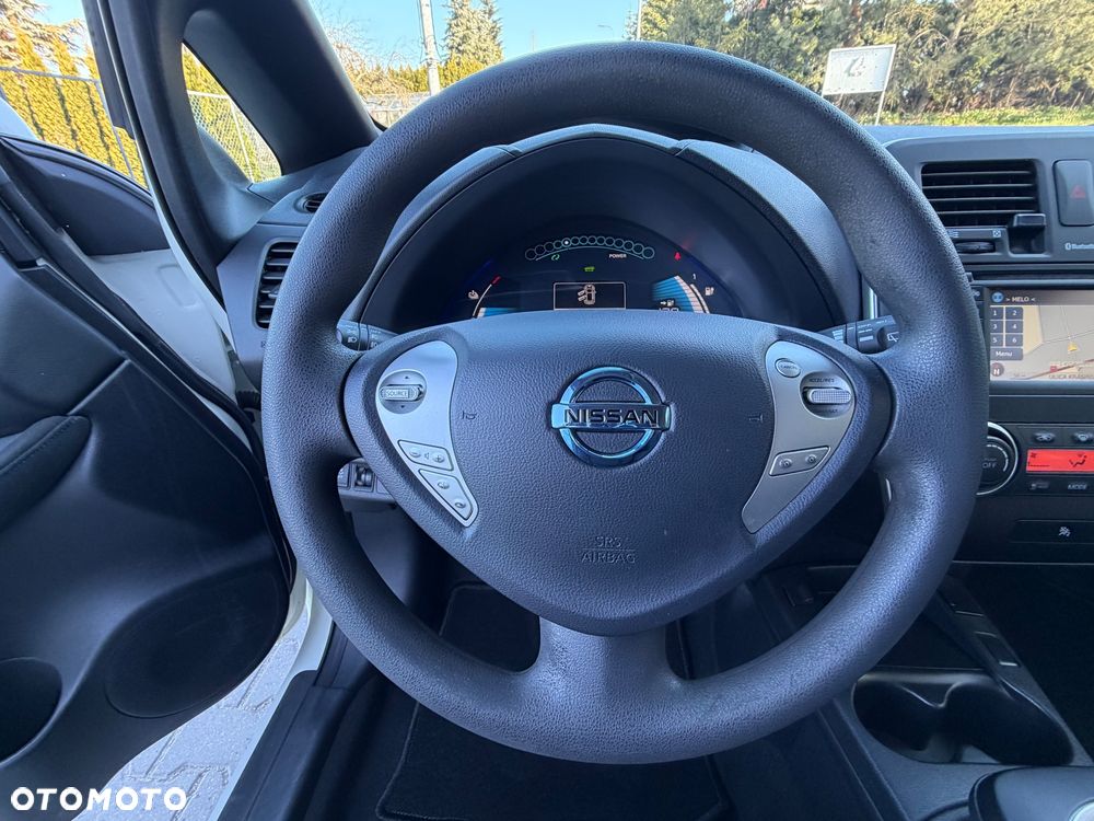 Nissan Leaf 30kWh Visia - 12