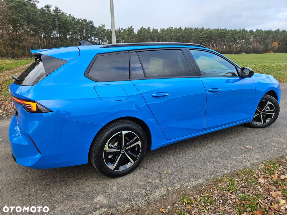 Opel Astra 1.2 Turbo Business Elegance - 8