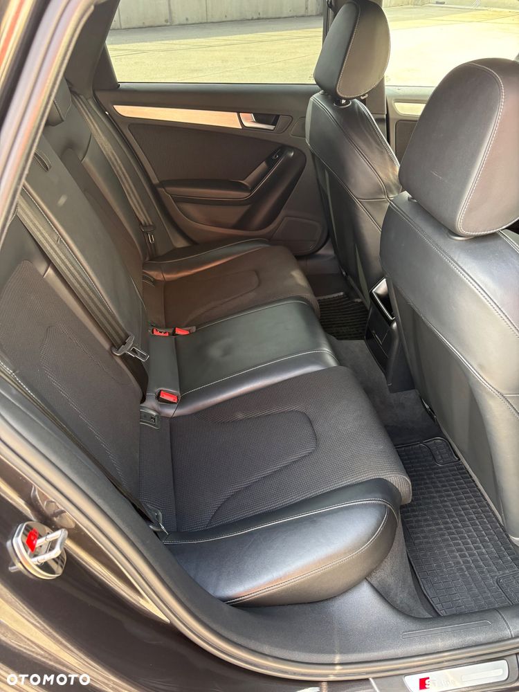 Audi A4 Avant 2.0 TDI DPF clean diesel S line Sportpaket - 21