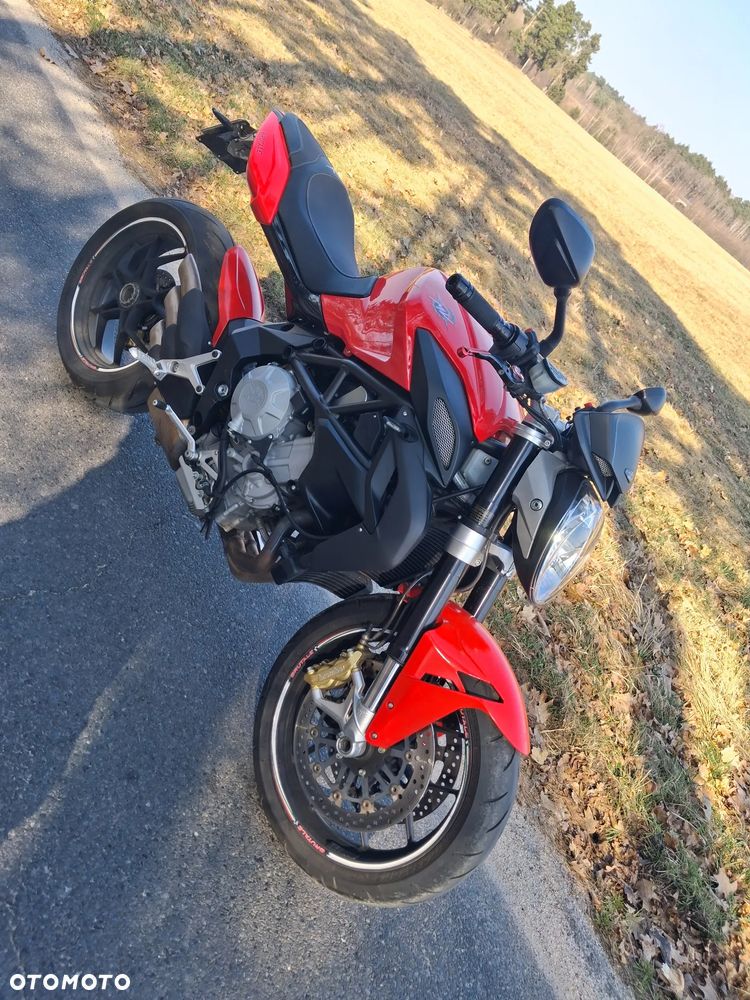 MV AGUSTA Brutale - 10