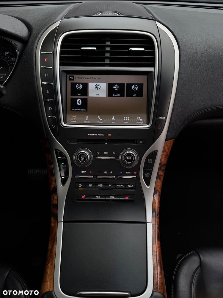 Lincoln MKX - 16