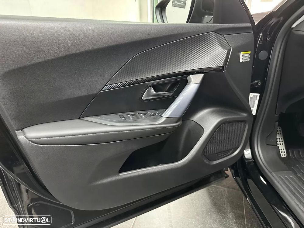 Peugeot 2008 BlueHDi 100 Allure - 15