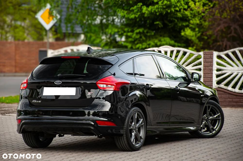 Ford Focus 1.5 EcoBlue Start-Stopp-System ST-LINE STYLE - 15