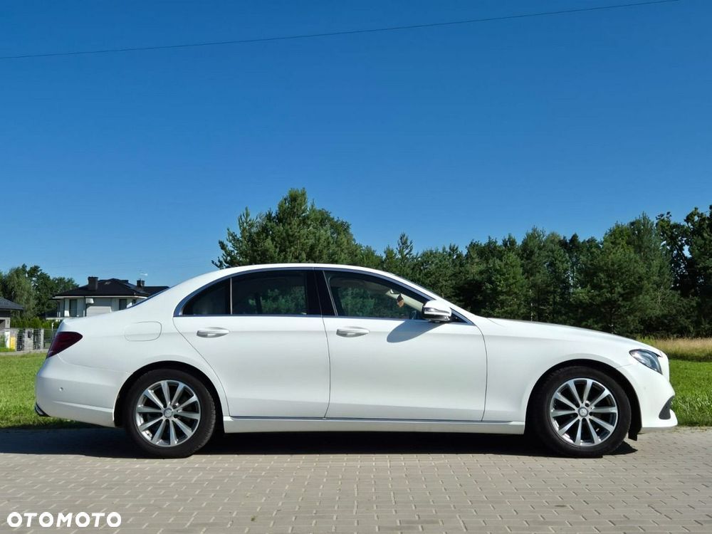 Mercedes-Benz Klasa E 220 d Business Edition 9G-TRONIC - 23