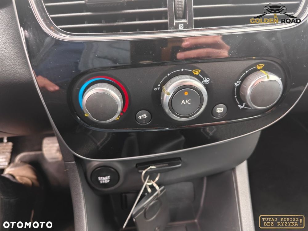 Renault Clio - 16