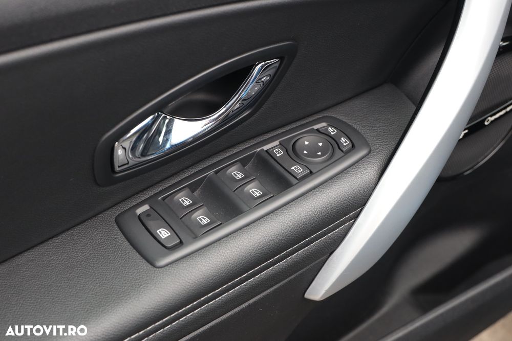 Renault Megane ENERGY dCi 110 Start & Stop Bose Edition - 19