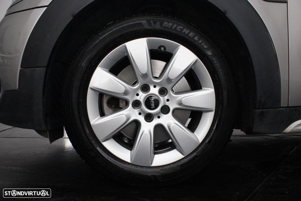 MINI Countryman Cooper SE ALL4 Auto - 39