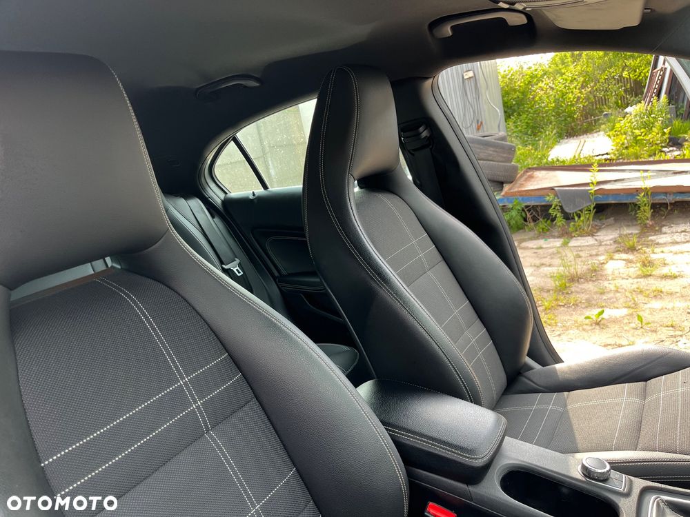 Mercedes-Benz Klasa A 180 (BlueEFFICIENCY) - 9