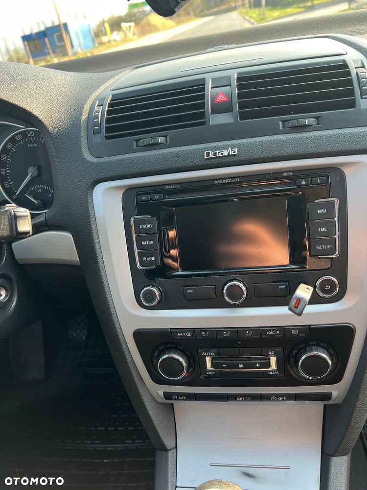 Skoda Octavia 1.6 TDI Ambiente - 18