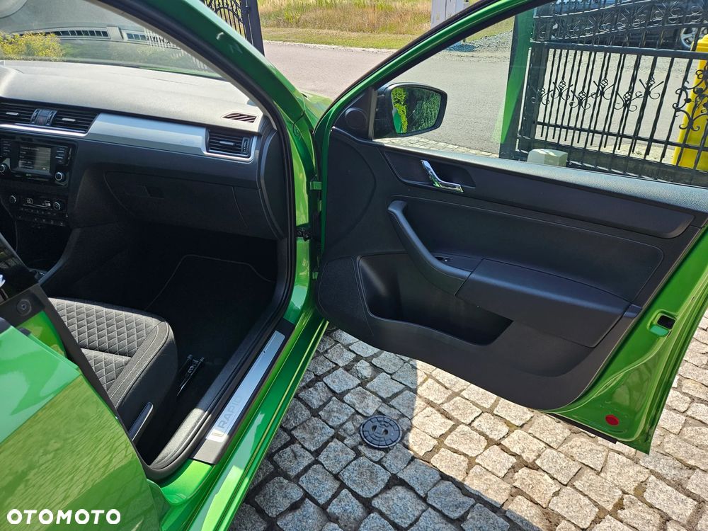 Skoda RAPID 1.2 TSI Edition - 24