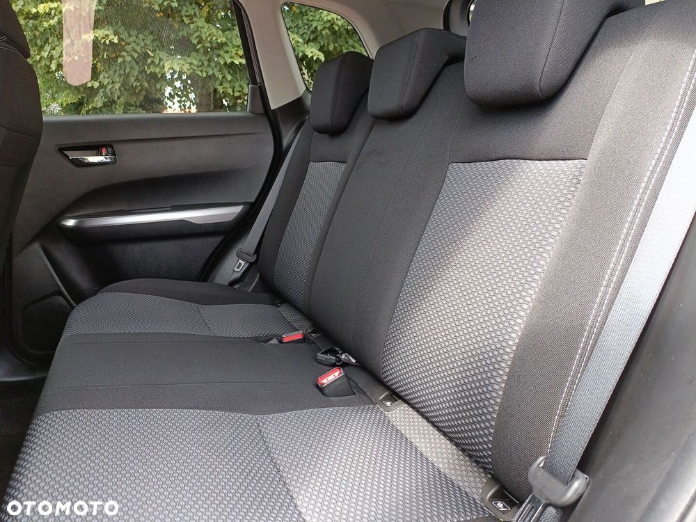 Suzuki Vitara - 11